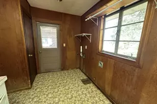 612 S East St, Edna, TX 77957 - Photo 10