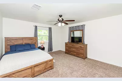1055 S Anderson Street, Angleton, TX 77515 - Photo 20