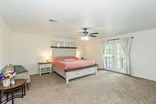 1055 S Anderson St, Angleton, TX 77515 - Photo 12