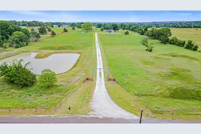 596 J W Martine Road, Hearne, TX 77859 - Photo 1