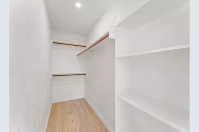 11003 Landsbury Court, Houston, TX 77099 - Photo 16