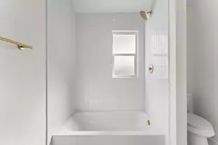 11003 Landsbury Ct, Houston, TX 77099 - Photo 22