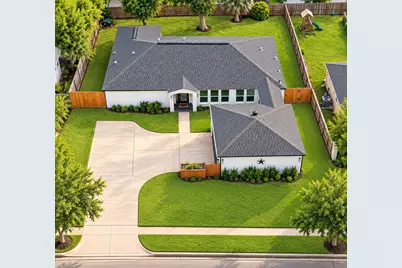 1722 Cherry Bend Drive, Houston, TX 77077 - Photo 32