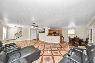 9250 Strawberry Cactus Loop, Houston, TX 77064 - Photo 10