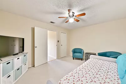8111 Broadway Street #5, Galveston, TX 77554 - Photo 32