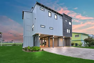 13957 Grambo Blvd, Galveston, TX 77554 - Photo 46