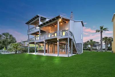 13957 Grambo Boulevard, Galveston, TX 77554 - Photo 2