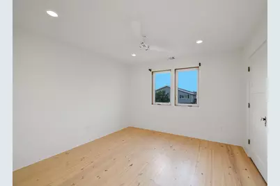 13957 Grambo Boulevard, Galveston, TX 77554 - Photo 26