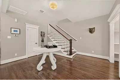 730 E 17th Street, Houston, TX 77008 - Photo 8