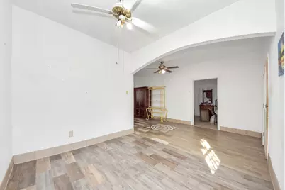 7021 Brownwood Street, Houston, TX 77020 - Photo 14