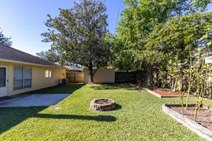 2438 Tall Ships Dr, Friendswood, TX 77546 - Photo 34