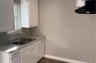 7213 Springdale St, Houston, TX 77028 - Photo 1