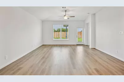 6631 Castella Drive, Rosharon, TX 77583 - Photo 8