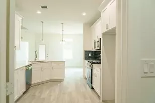 2306 Ridgewood Dr Dr, West Columbia, TX 77486 - Photo 2