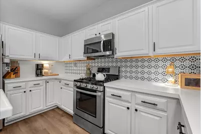 311 Welford Lane, Highlands, TX 77562 - Photo 8