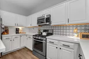 311 Welford Ln, Highlands, TX 77562 - Photo 8