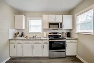 5411 Arapahoe St, Houston, TX 77020 - Photo 8