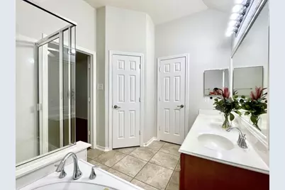 6715 Pheasant Oak Drive, Houston, TX 77083 - Photo 18
