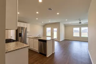2903 Arbors Edge Ct, Conroe, TX 77301 - Photo 2