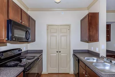 332 Independence Drive #80, Port Lavaca, TX 77979 - Photo 8