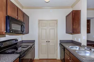 332 Independence Dr, Port Lavaca, TX 77979 - Photo 8