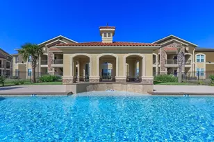 332 Independence Dr, Port Lavaca, TX 77979 - Photo 4