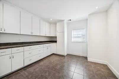 2409 Dryden Road, Houston, TX 77030 - Photo 12