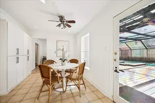 2409 Dryden Rd, Houston, TX 77030 - Photo 8