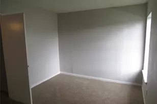 12109 Sandpiper Dr, Houston, TX 77035 - Photo 10