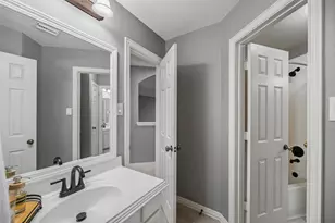 21006 Twisted Leaf Dr, Cypress, TX 77433 - Photo 32
