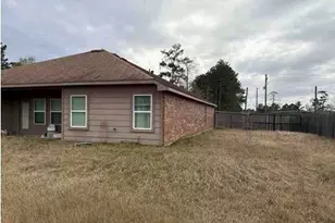 10239 Plum Grove Rd, Cleveland, TX 77327 - Photo 2