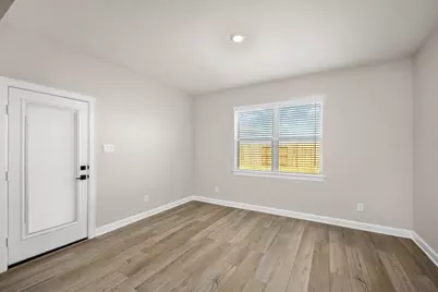 2901 Fair Wind Lane, Texas City, TX 77510 - Photo 4