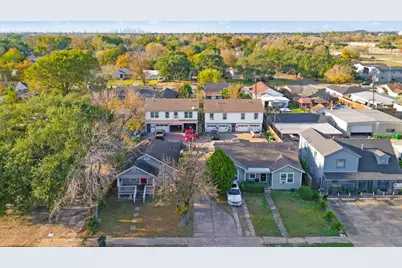 8451 1/2 Howard Drive, Houston, TX 77017 - Photo 14
