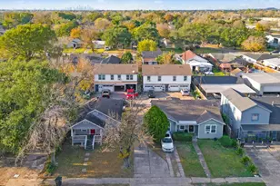 8451 1/2 Howard Dr, Houston, TX 77017 - Photo 14