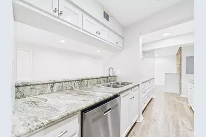 5333 Richmond Avenue #11, Houston, TX 77056 - Photo 12