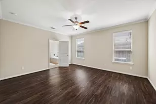 660 Oak Cir Dr E, Conroe, TX 77301 - Photo 14