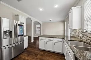 660 Oak Cir Dr E, Conroe, TX 77301 - Photo 12