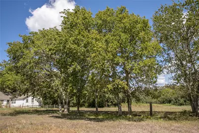 12819 W Burton Street, Burton, TX 77835 - Photo 4