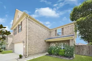 29467 Iris Bloom Ct, Spring, TX 77386 - Photo 2