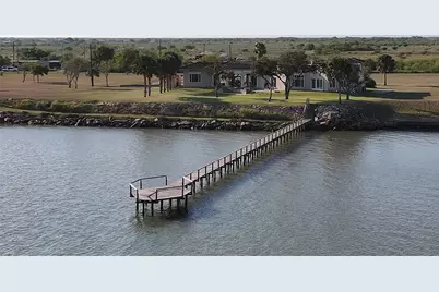 45 Jefferson Avenue, Port Lavaca, TX 77979 - Photo 8