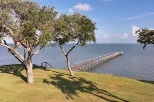 45 Jefferson Ave, Port Lavaca, TX 77979 - Photo 10