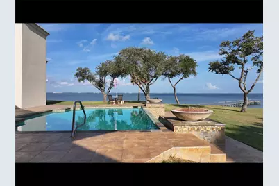 45 Jefferson Avenue, Port Lavaca, TX 77979 - Photo 4