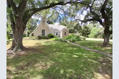 1304 Rhodora Street, La Marque, TX 77568 - Photo 1