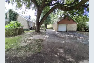 1304 Rhodora Street, La Marque, TX 77568 - Photo 4