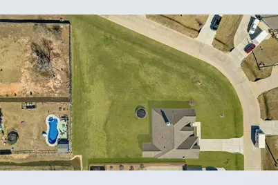 12371 N Chestnut Hills Drive, Conroe, TX 77303 - Photo 10