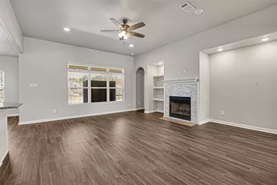 12371 N Chestnut Hills Drive, Conroe, TX 77303 - Photo 14