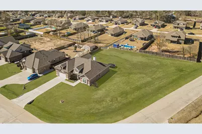 12371 N Chestnut Hills Drive, Conroe, TX 77303 - Photo 6