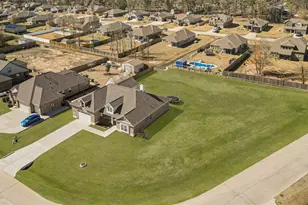 12371 N Chestnut Hls Dr, Conroe, TX 77303 - Photo 6