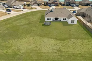 12371 N Chestnut Hls Dr, Conroe, TX 77303 - Photo 8