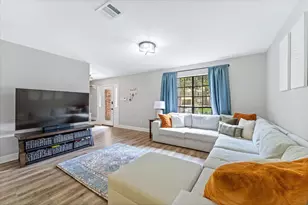 9 Silver Elm Pl, The Woodlands, TX 77381 - Photo 14